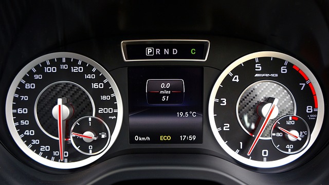 Mercedes-benz speedometer